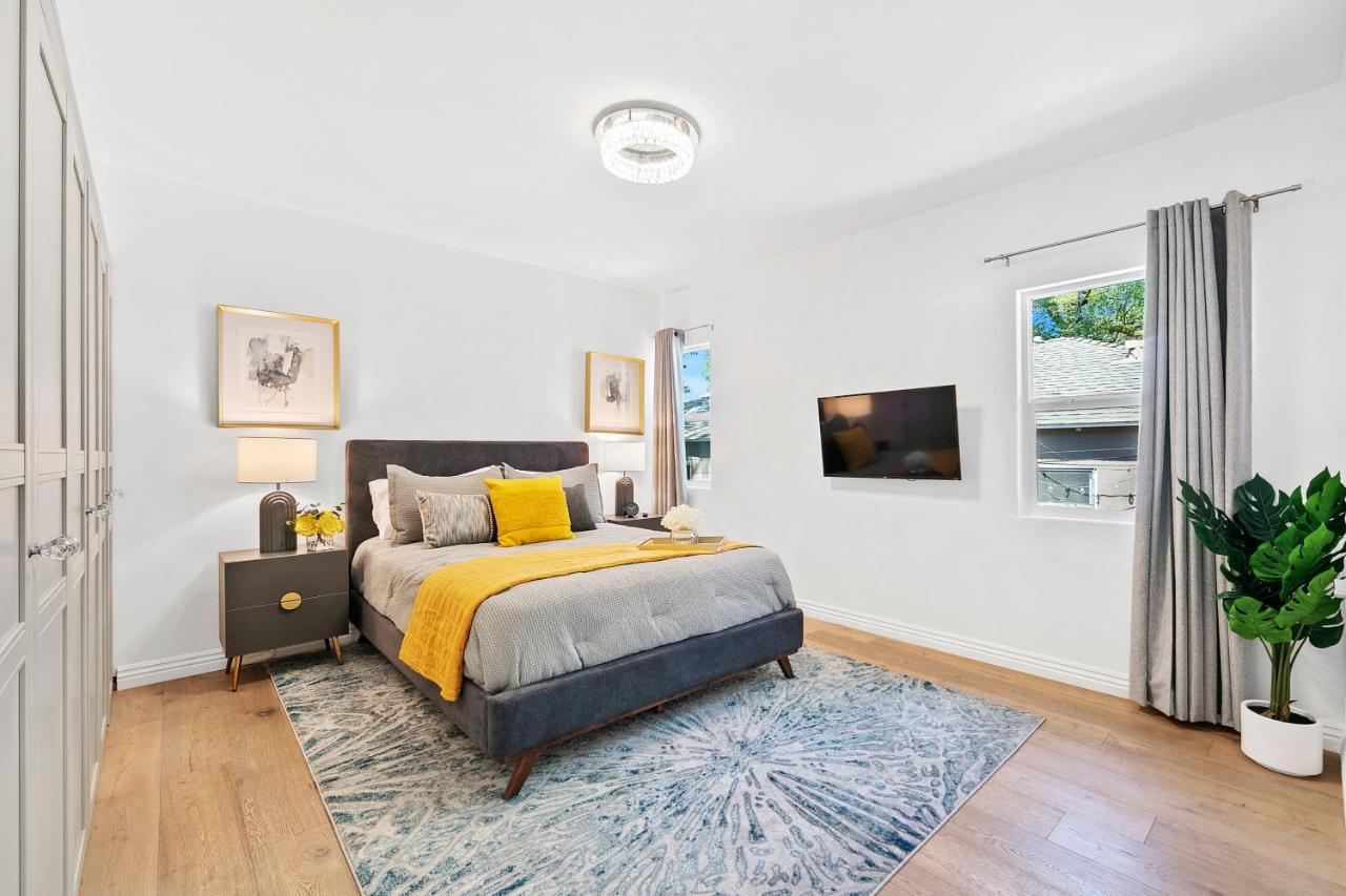 Studio City Contemporary Villa With Pool Sleeps 10 Los Angeles Exteriér fotografie